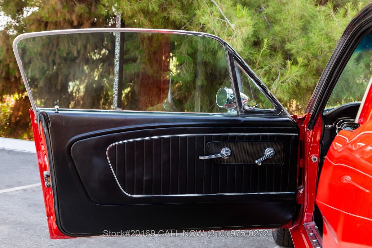1965 Ford Mustang A-Code Fastback thumbnail 13