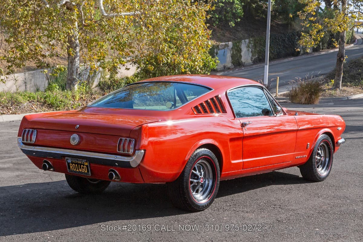 1965 Ford Mustang A-Code Fastback thumbnail 5