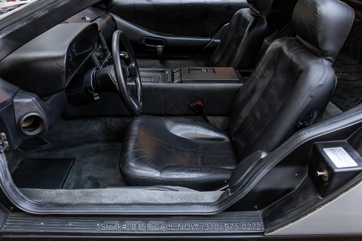 1981 DeLorean DMC-12 thumbnail 15