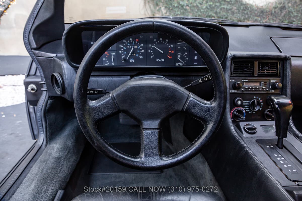1981 DeLorean DMC-12 thumbnail 17