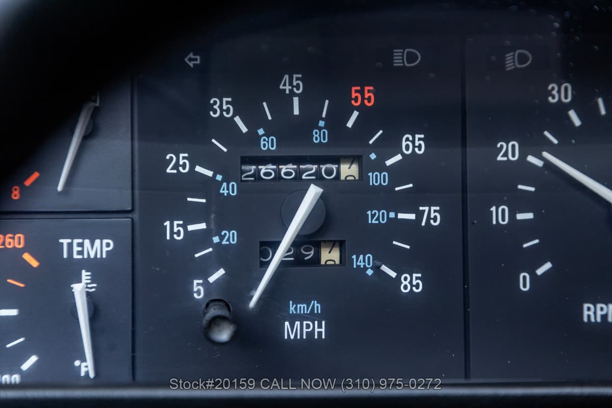 1981 DeLorean DMC-12 thumbnail 18