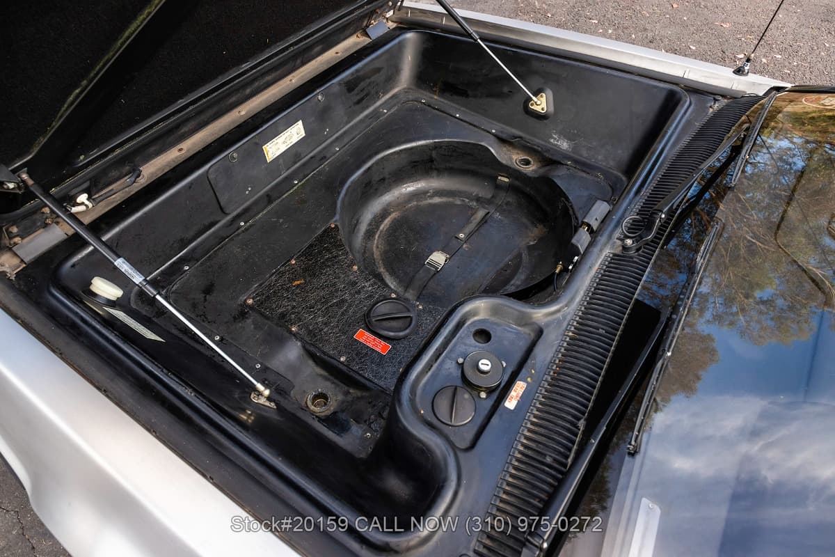 1981 DeLorean DMC-12 thumbnail 21