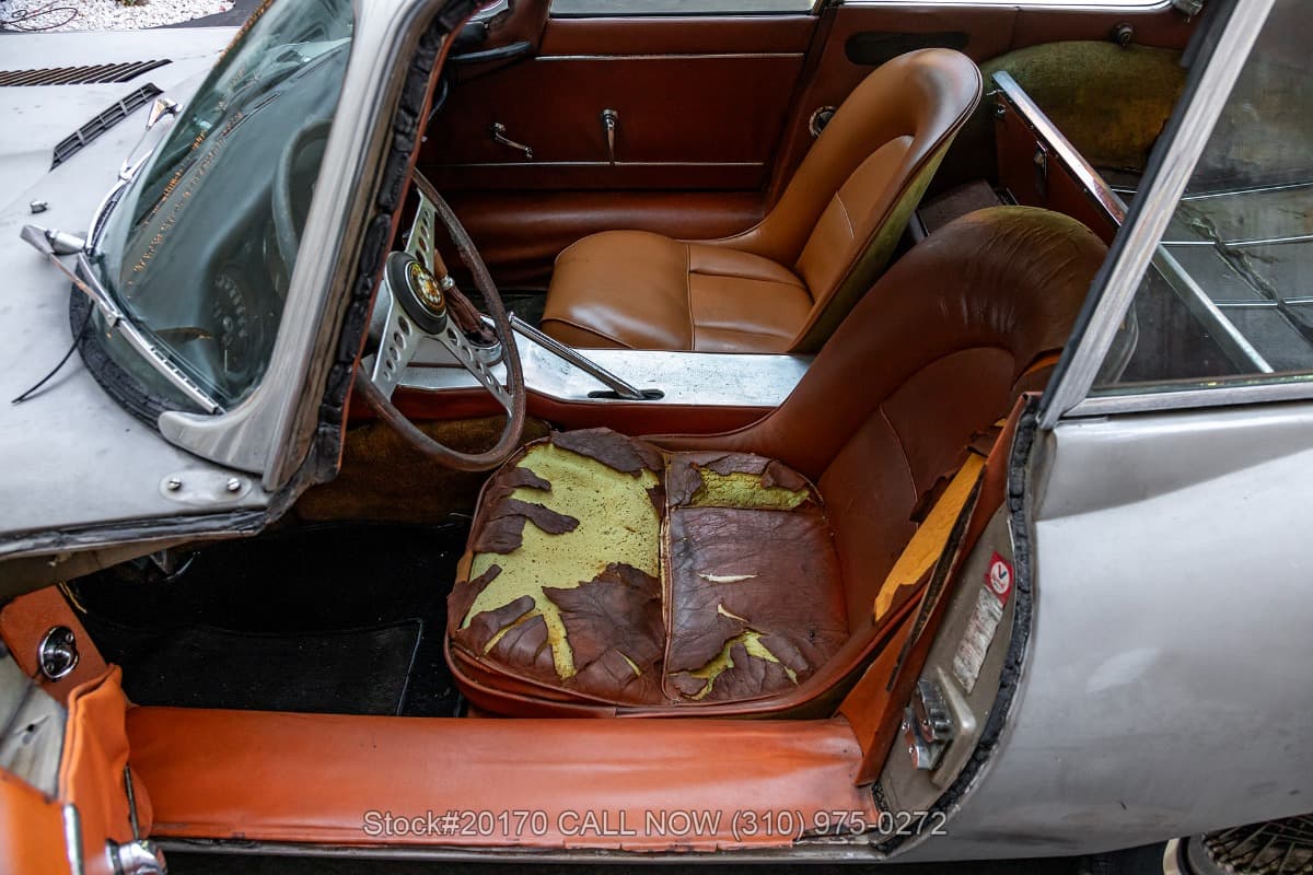 1963 Jaguar XKE Series 1 3.8-Litre Fixed Head Coupe thumbnail 10