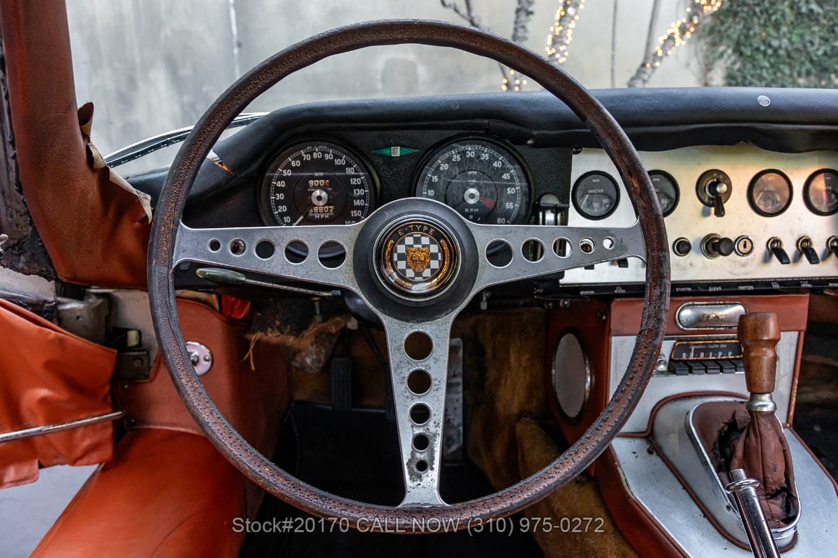 1963 Jaguar XKE Series 1 3.8-Litre Fixed Head Coupe thumbnail 11