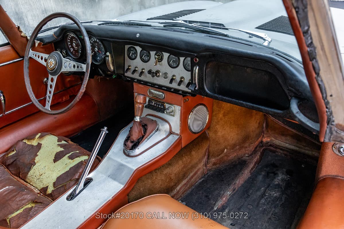 1963 Jaguar XKE Series 1 3.8-Litre Fixed Head Coupe thumbnail 13