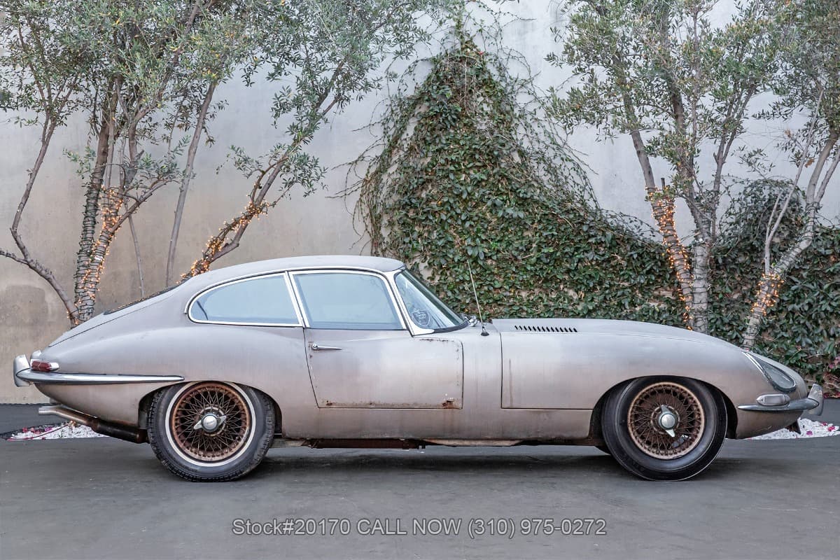 1963 Jaguar XKE Series 1 3.8-Litre Fixed Head Coupe thumbnail 3