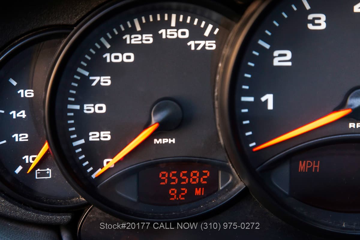 1999 Porsche 996 Carrera Cabriolet 6-Speed thumbnail 18