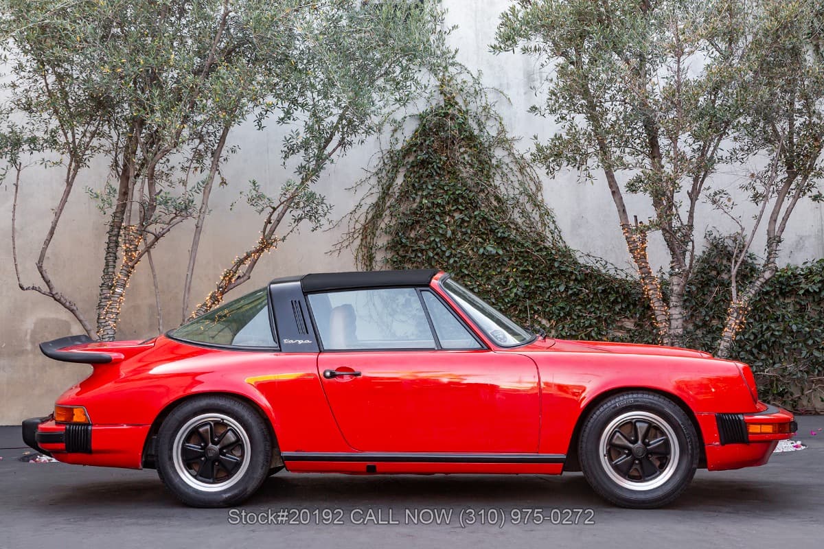 1977 Porsche 911S Targa thumbnail 7
