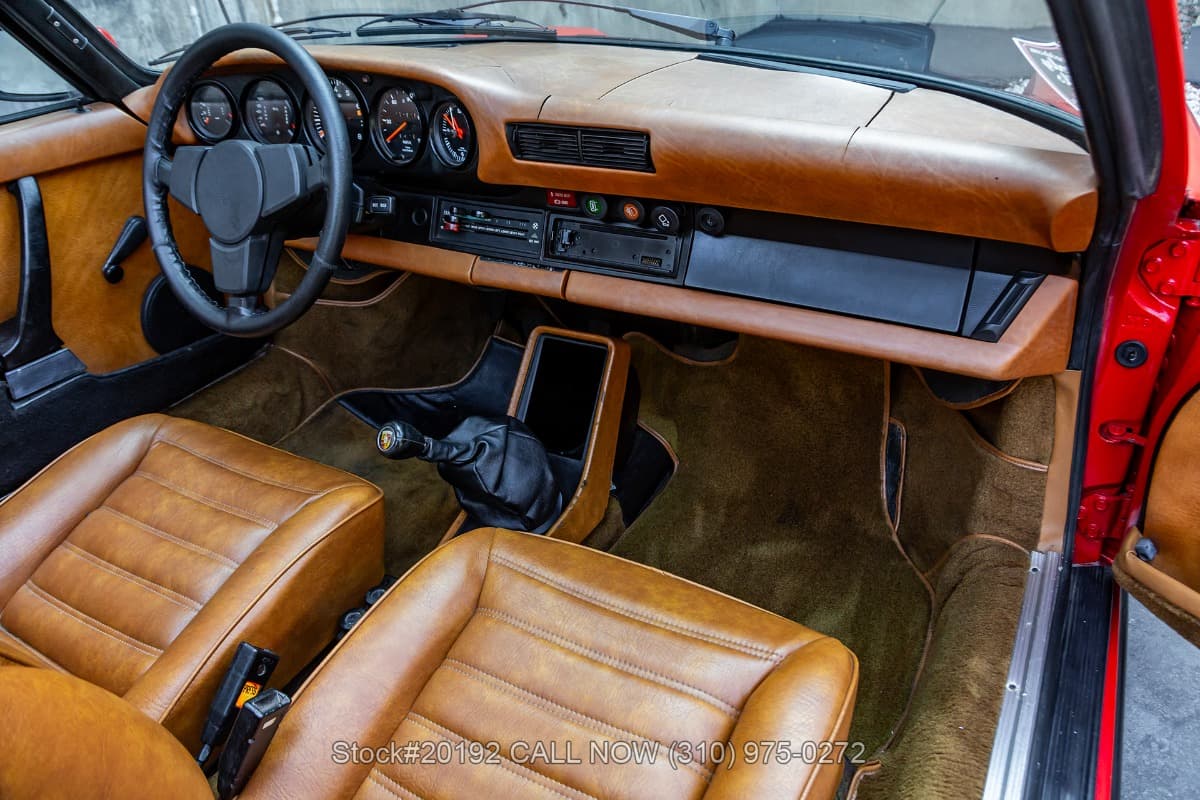 1977 Porsche 911S Targa thumbnail 18