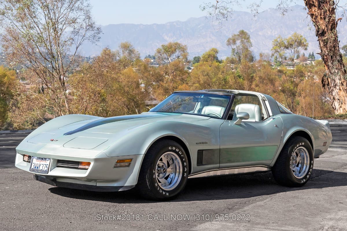 1982 Chevrolet Corvette T-Top thumbnail 8