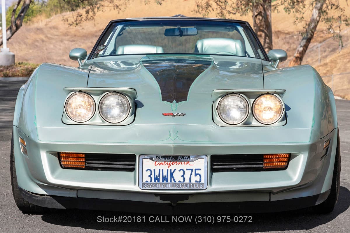 1982 Chevrolet Corvette T-Top thumbnail 3