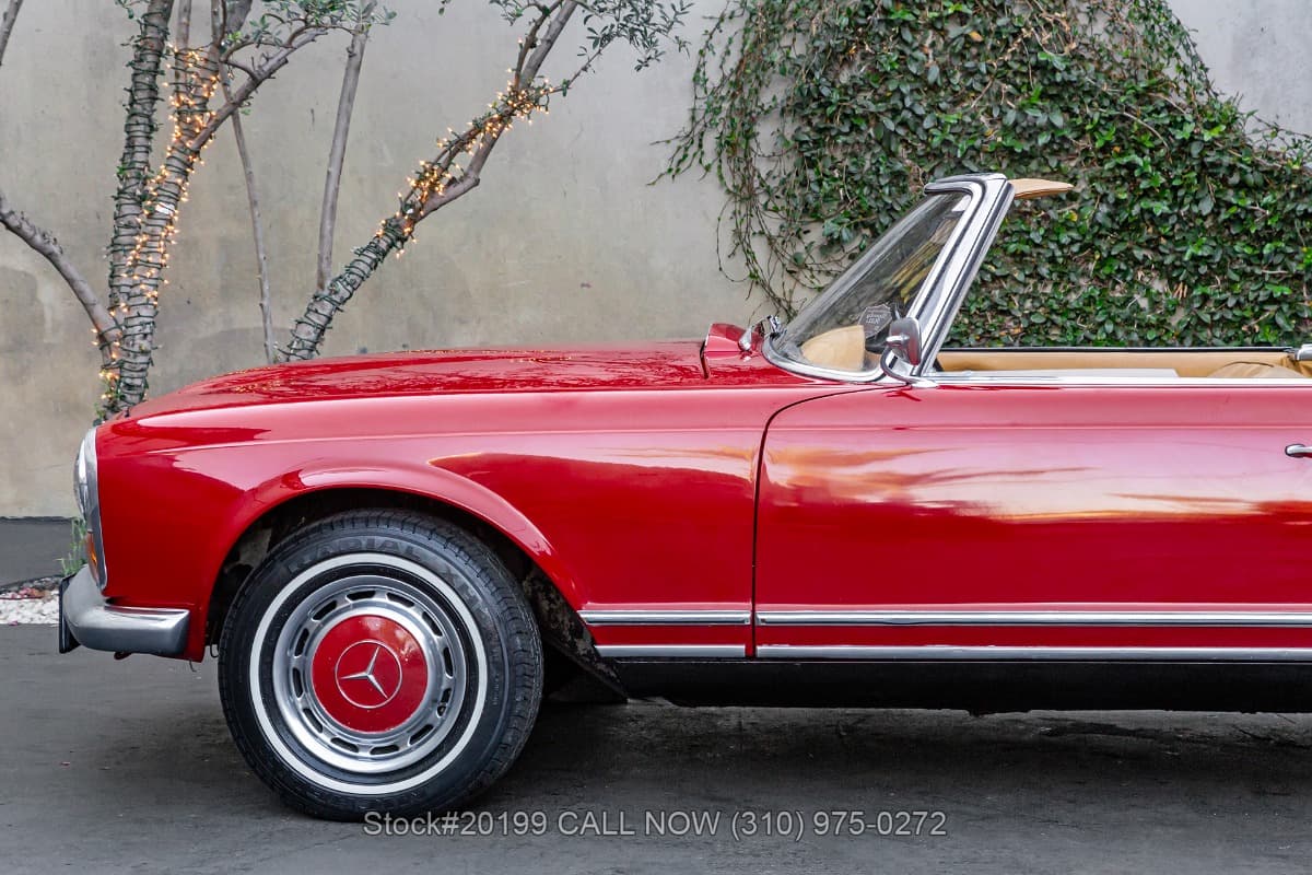 1967 Mercedes 230SL thumbnail 15