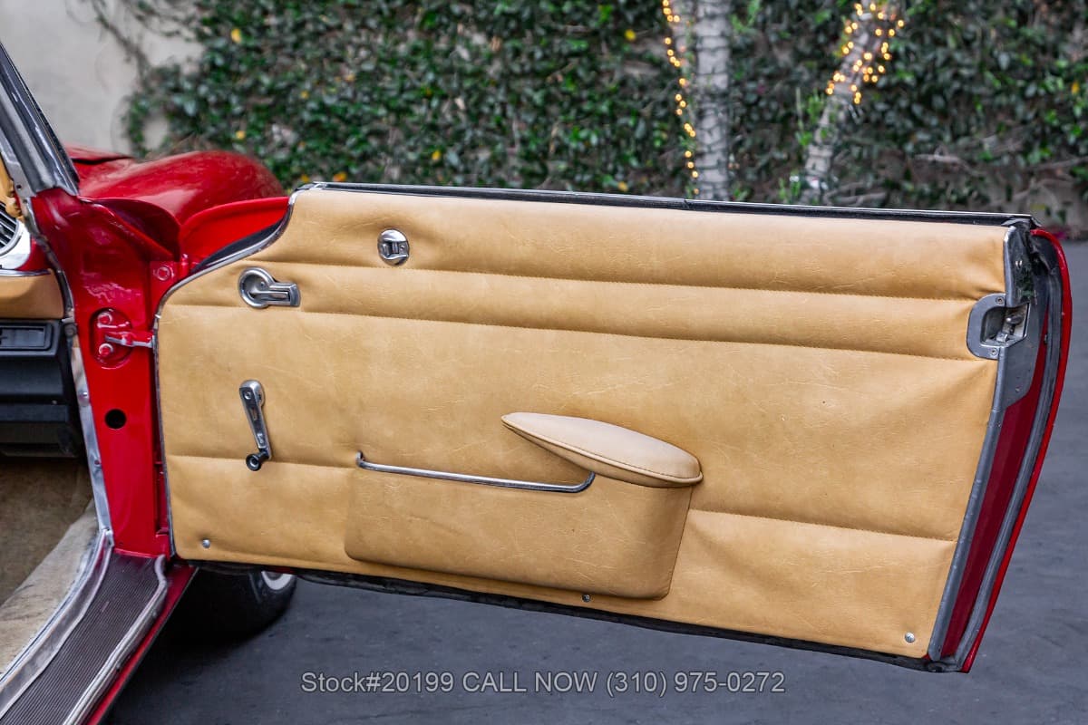 1967 Mercedes 230SL thumbnail 21