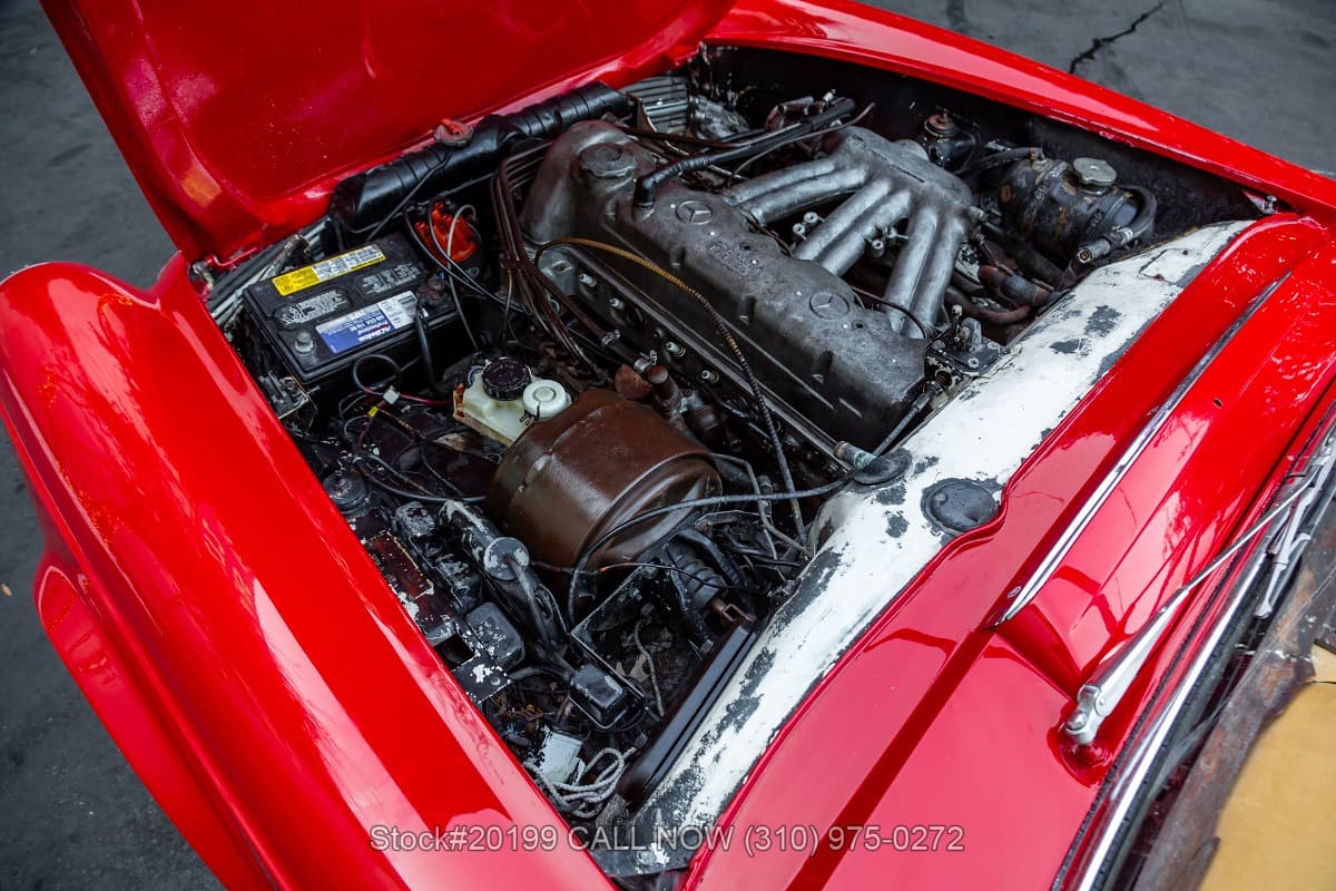 1967 Mercedes 230SL thumbnail 24
