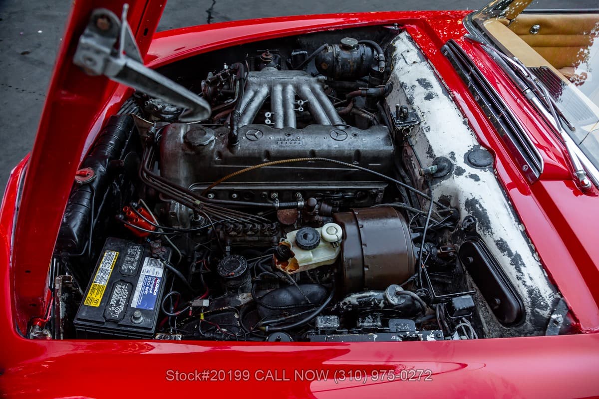 1967 Mercedes 230SL thumbnail 26