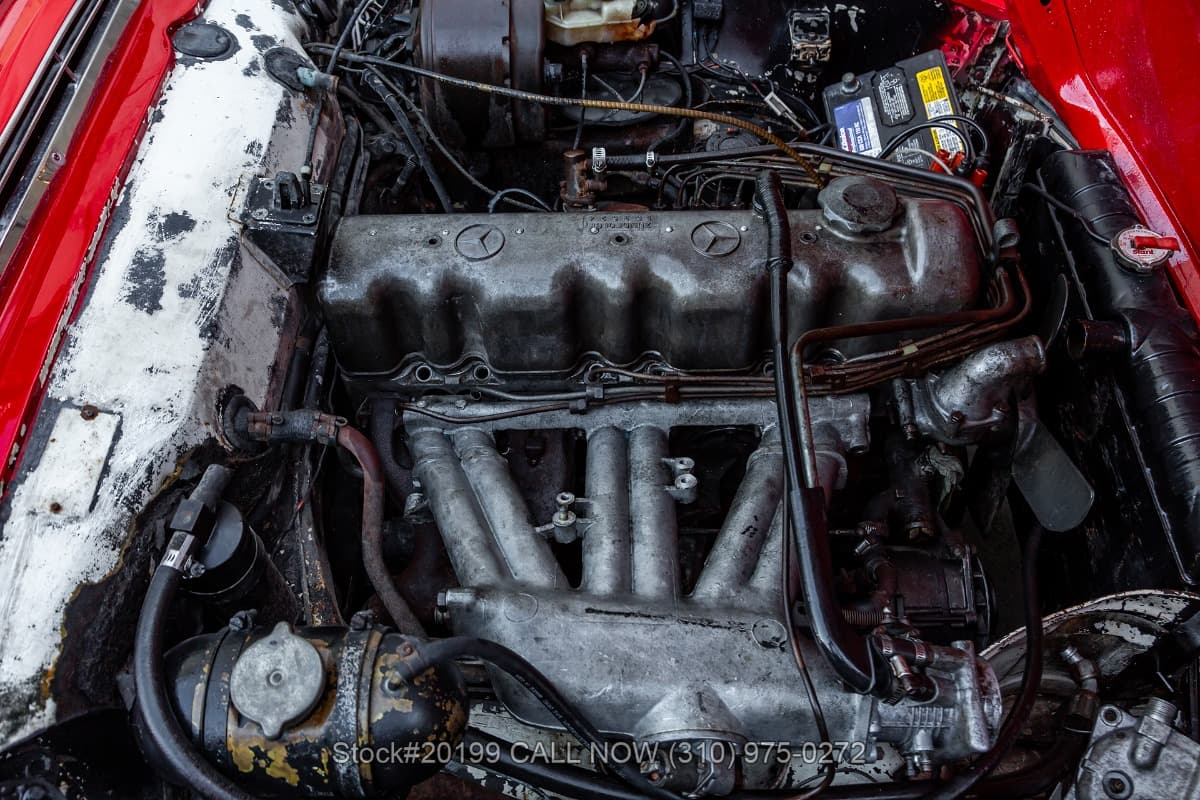 1967 Mercedes 230SL thumbnail 28