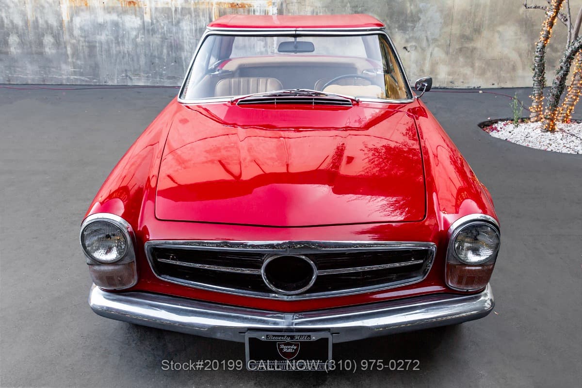 1967 Mercedes 230SL thumbnail 8