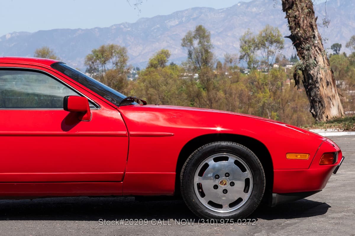 1987 Porsche 928 S4 thumbnail 8
