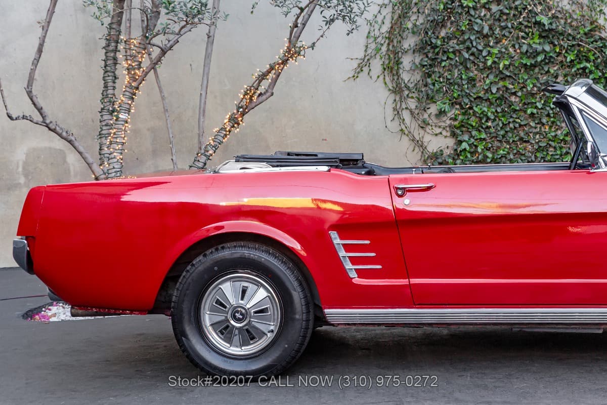 1966 Ford Mustang Convertible thumbnail 12