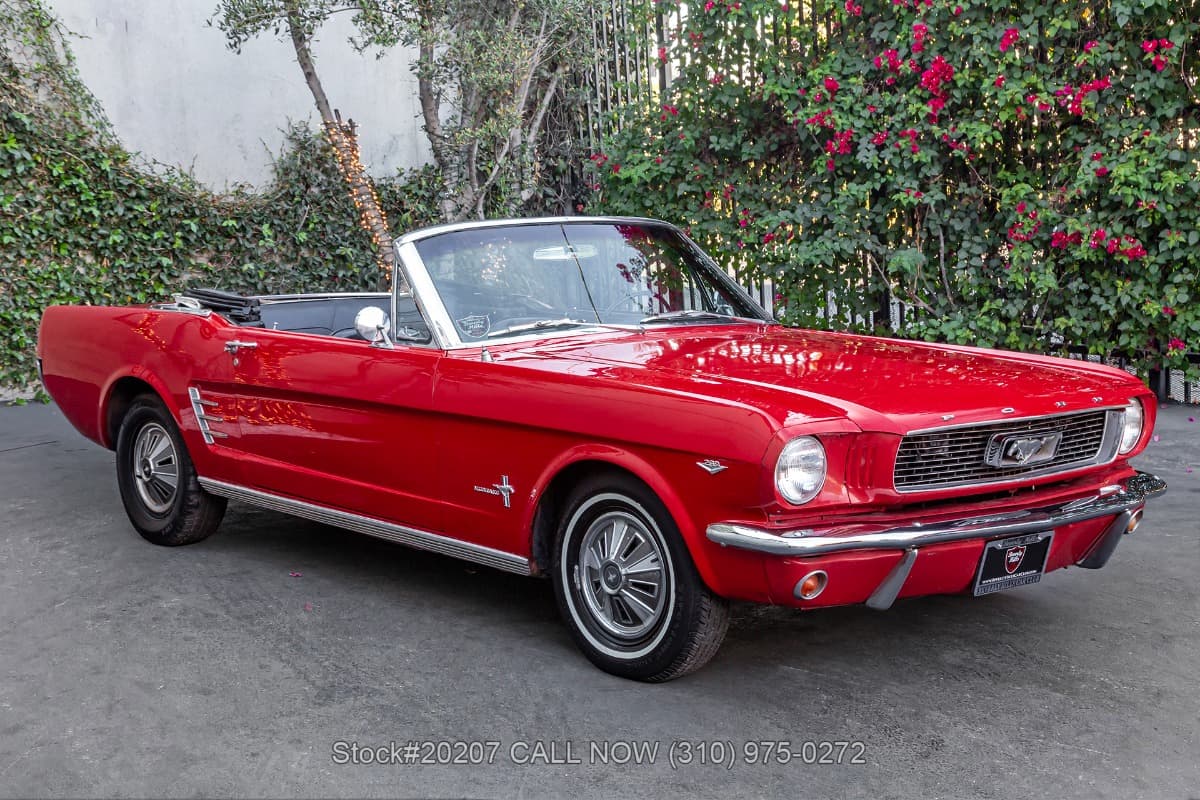 1966 Ford Mustang Convertible thumbnail 3