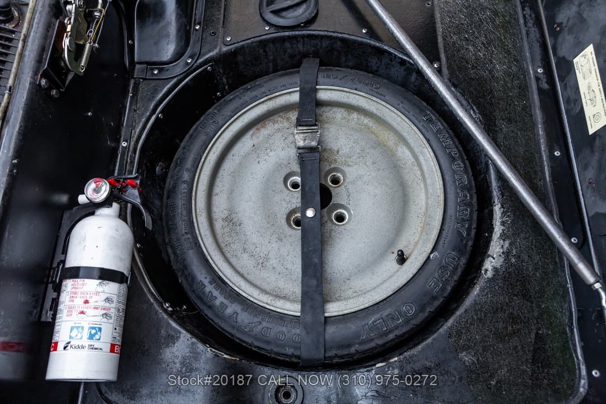 1982 DeLorean DMC-12 5-Speed thumbnail 12