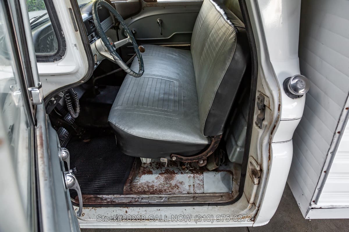 1961 Chevrolet Apache 20 Camper thumbnail 14