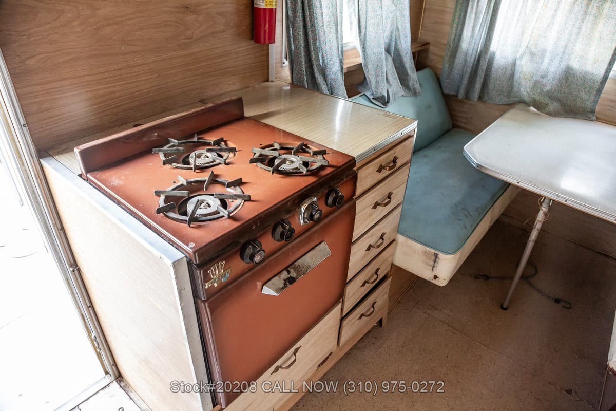 1961 Chevrolet Apache 20 Camper thumbnail 23