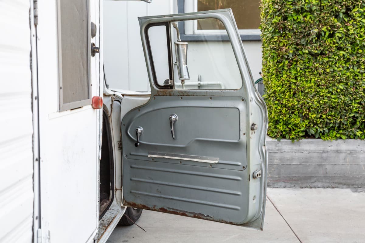 1961 Chevrolet Apache 20 Camper thumbnail 27