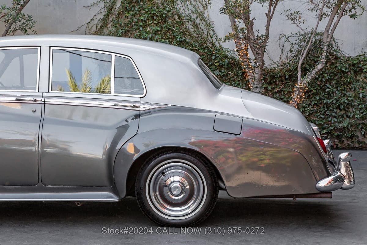 1960 Bentley S2 Saloon Right-Hand-Drive thumbnail 8