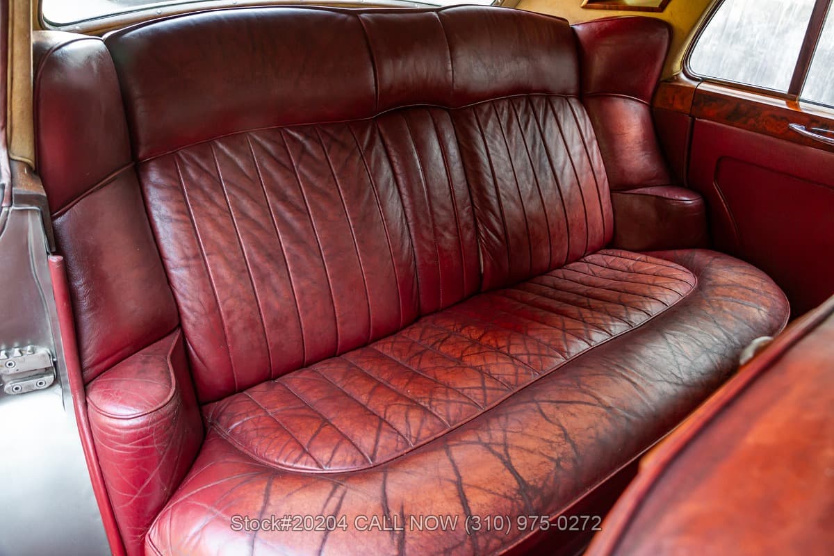 1960 Bentley S2 Saloon Right-Hand-Drive thumbnail 14