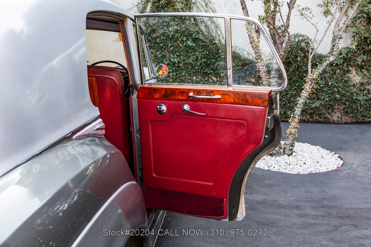 1960 Bentley S2 Saloon Right-Hand-Drive thumbnail 15