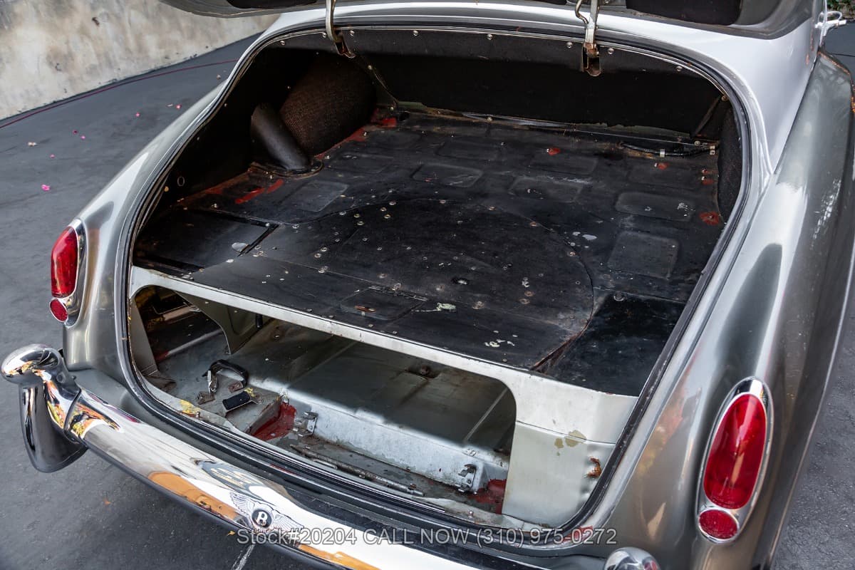1960 Bentley S2 Saloon Right-Hand-Drive thumbnail 21