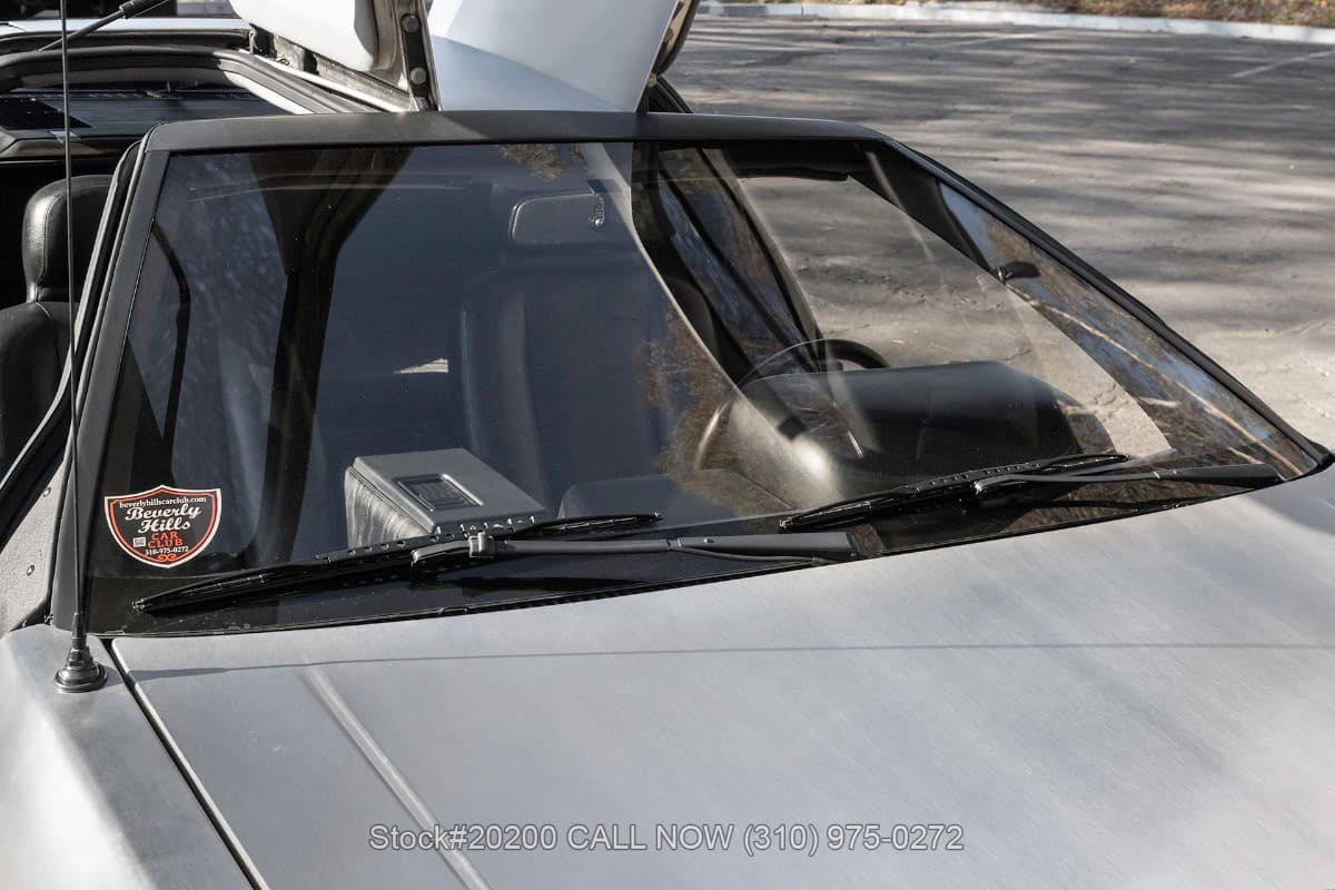 1981 DeLorean DMC-12 thumbnail 7