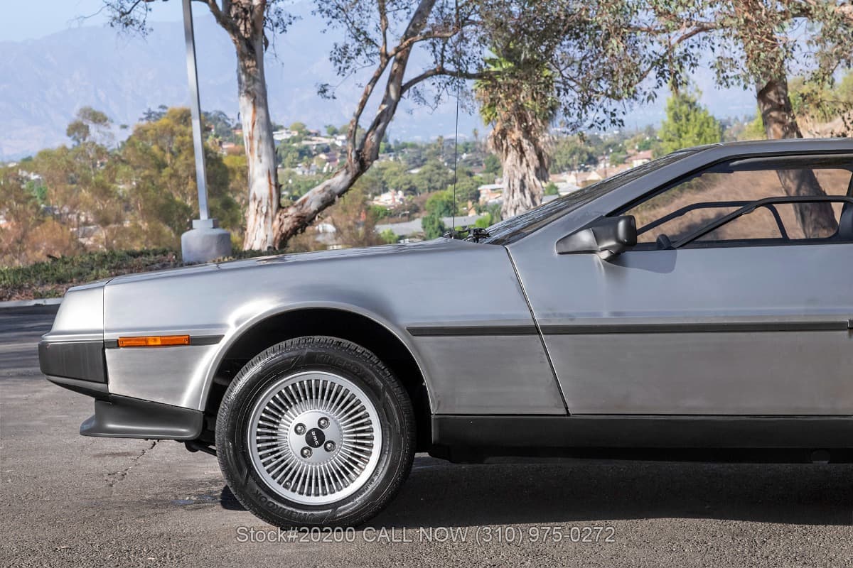 1981 DeLorean DMC-12 thumbnail 9