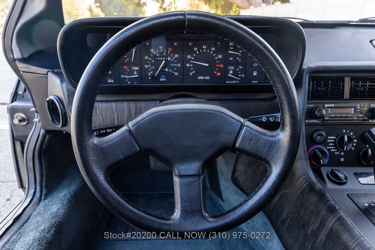 1981 DeLorean DMC-12 thumbnail 12