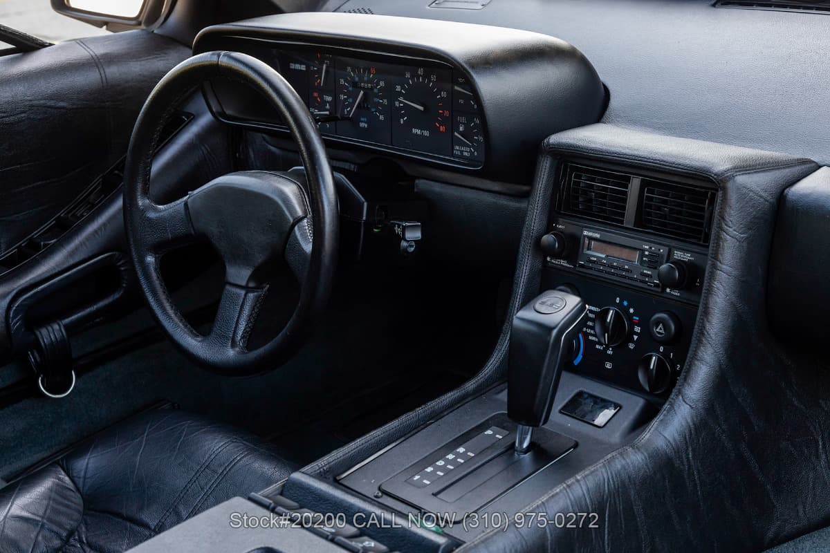 1981 DeLorean DMC-12 thumbnail 15