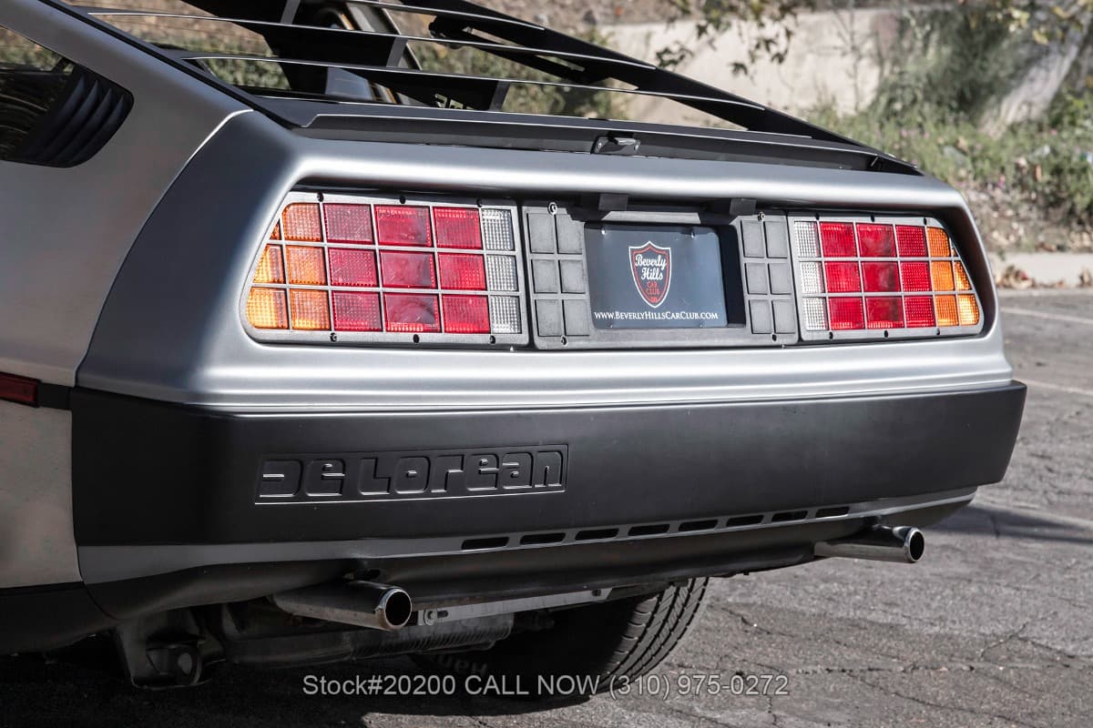 1981 DeLorean DMC-12 thumbnail 6