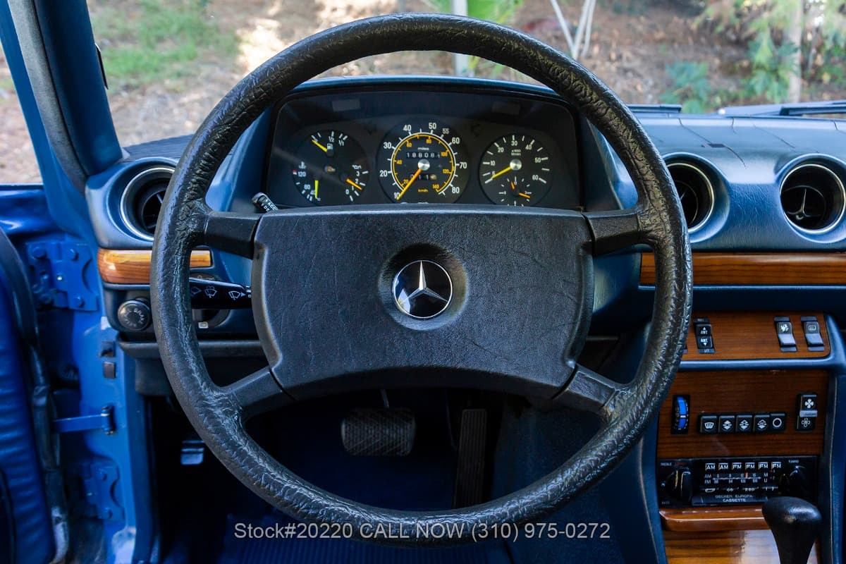1982 Mercedes 300D Turbodiesel Sedan thumbnail 13