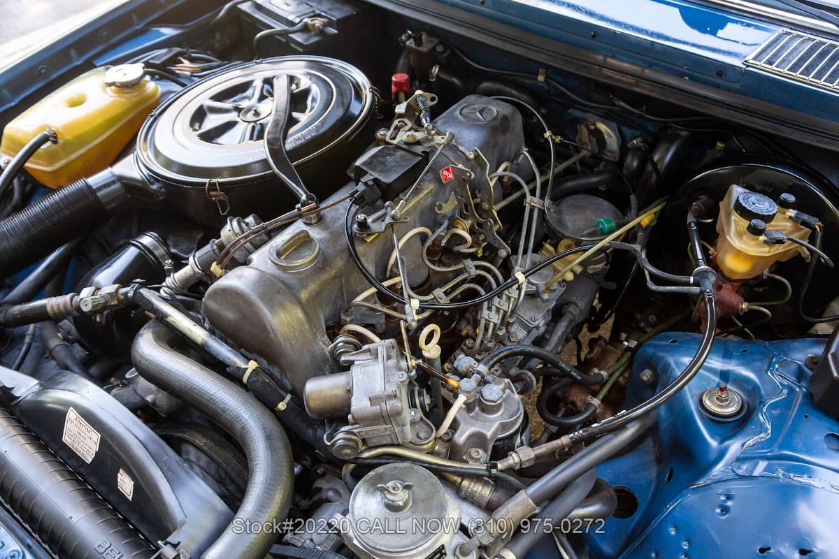 1982 Mercedes 300D Turbodiesel Sedan thumbnail 23