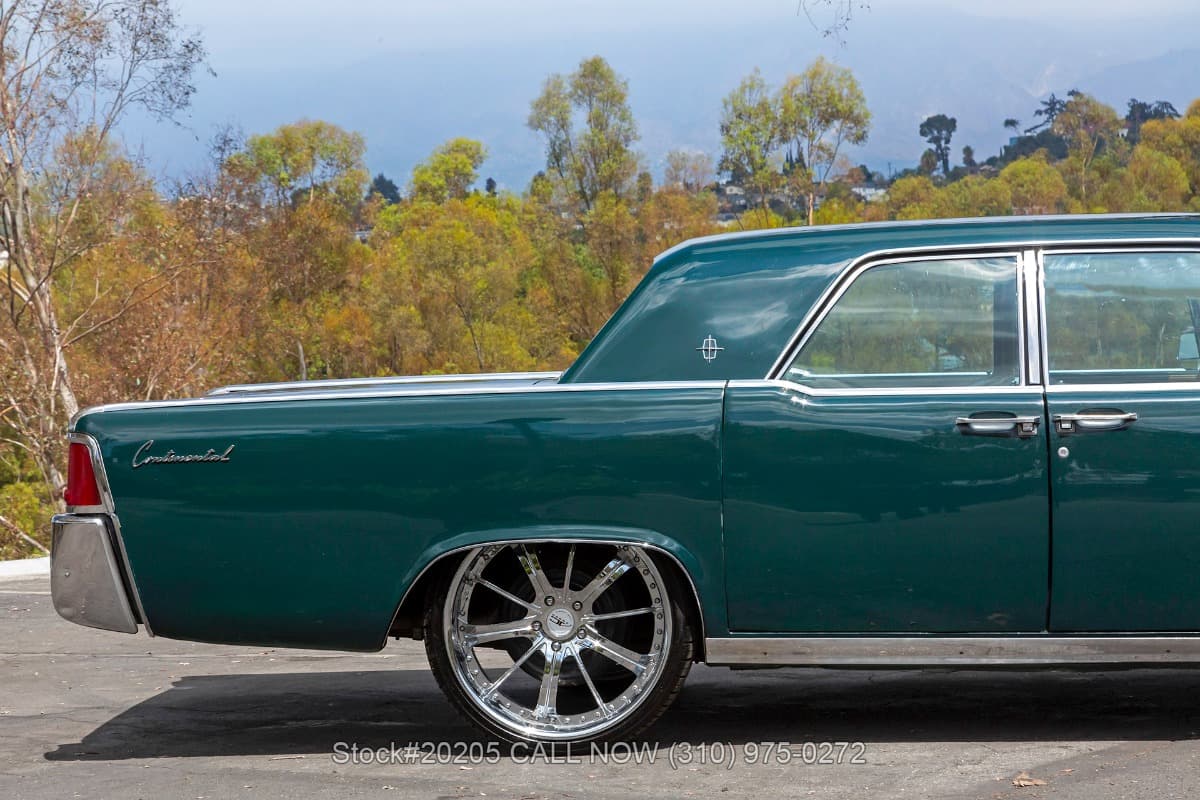 1963 Lincoln Continental 4-Door Sedan thumbnail 8