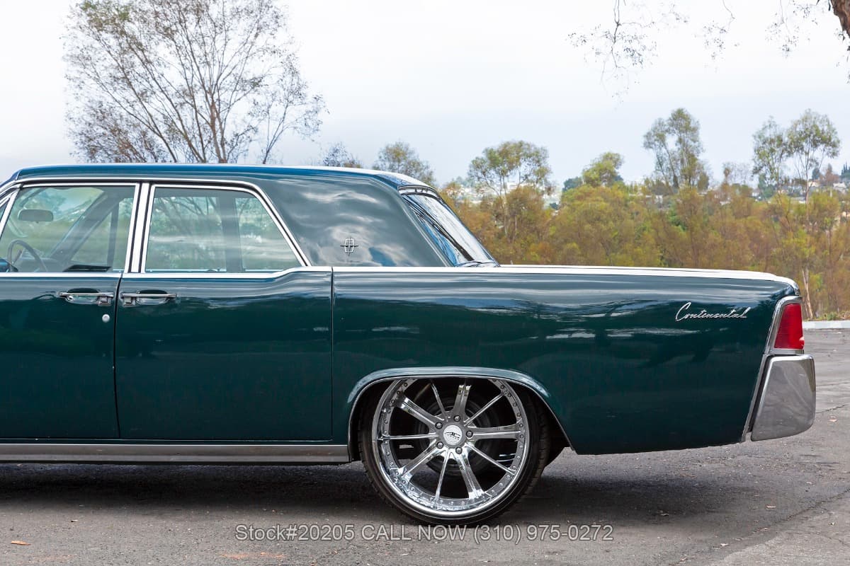 1963 Lincoln Continental 4-Door Sedan thumbnail 10