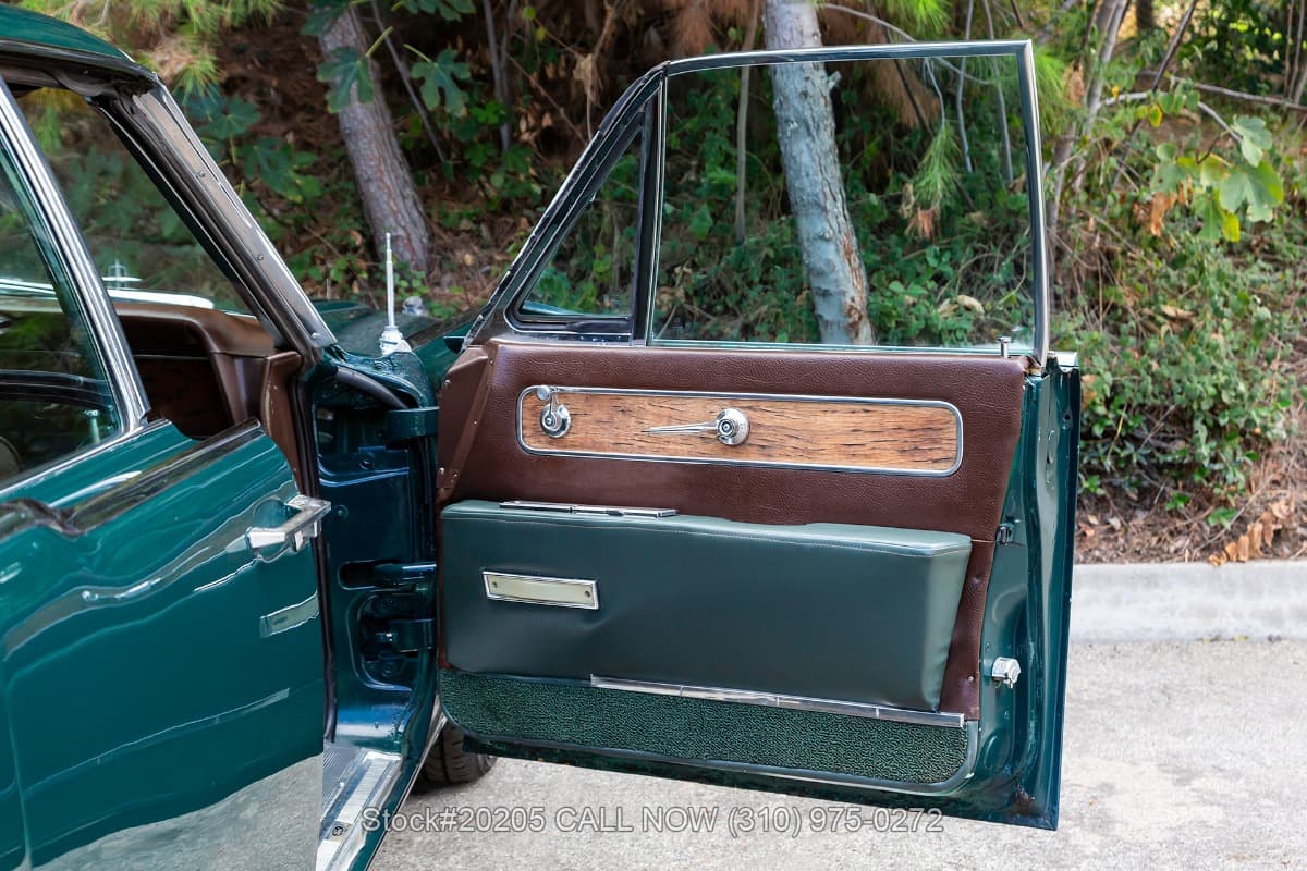1963 Lincoln Continental 4-Door Sedan thumbnail 19