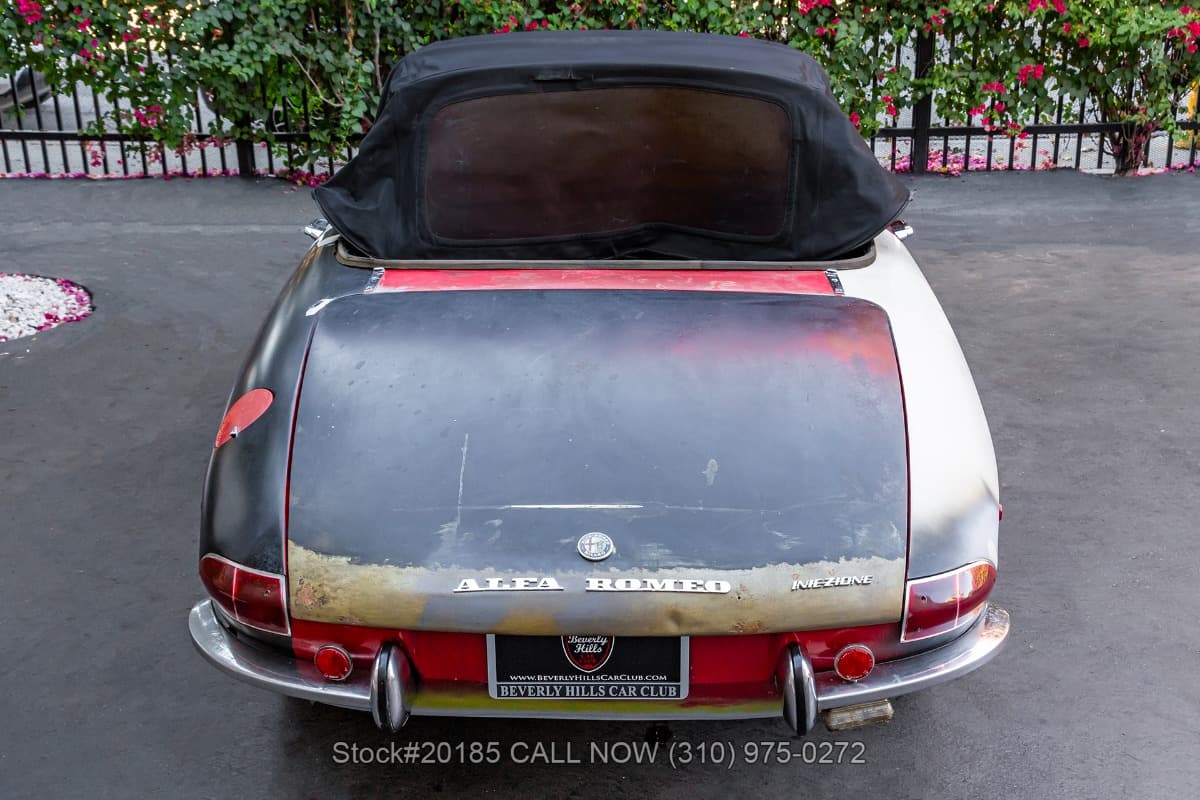 1969 Alfa Romeo 1750 Spider Veloce Series 1 Round-Tail thumbnail 8
