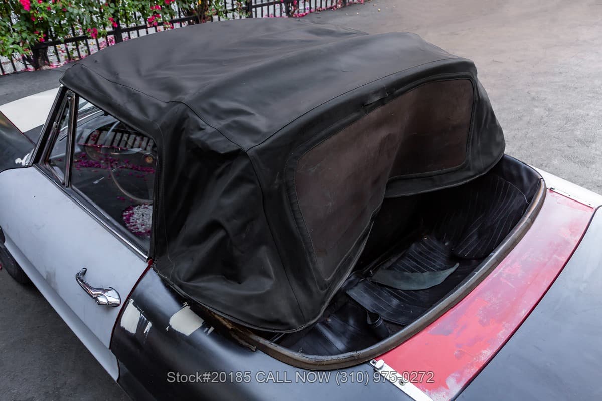 1969 Alfa Romeo 1750 Spider Veloce Series 1 Round-Tail thumbnail 9