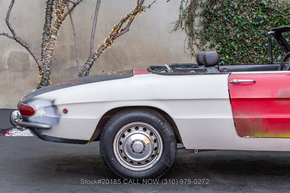 1969 Alfa Romeo 1750 Spider Veloce Series 1 Round-Tail thumbnail 12