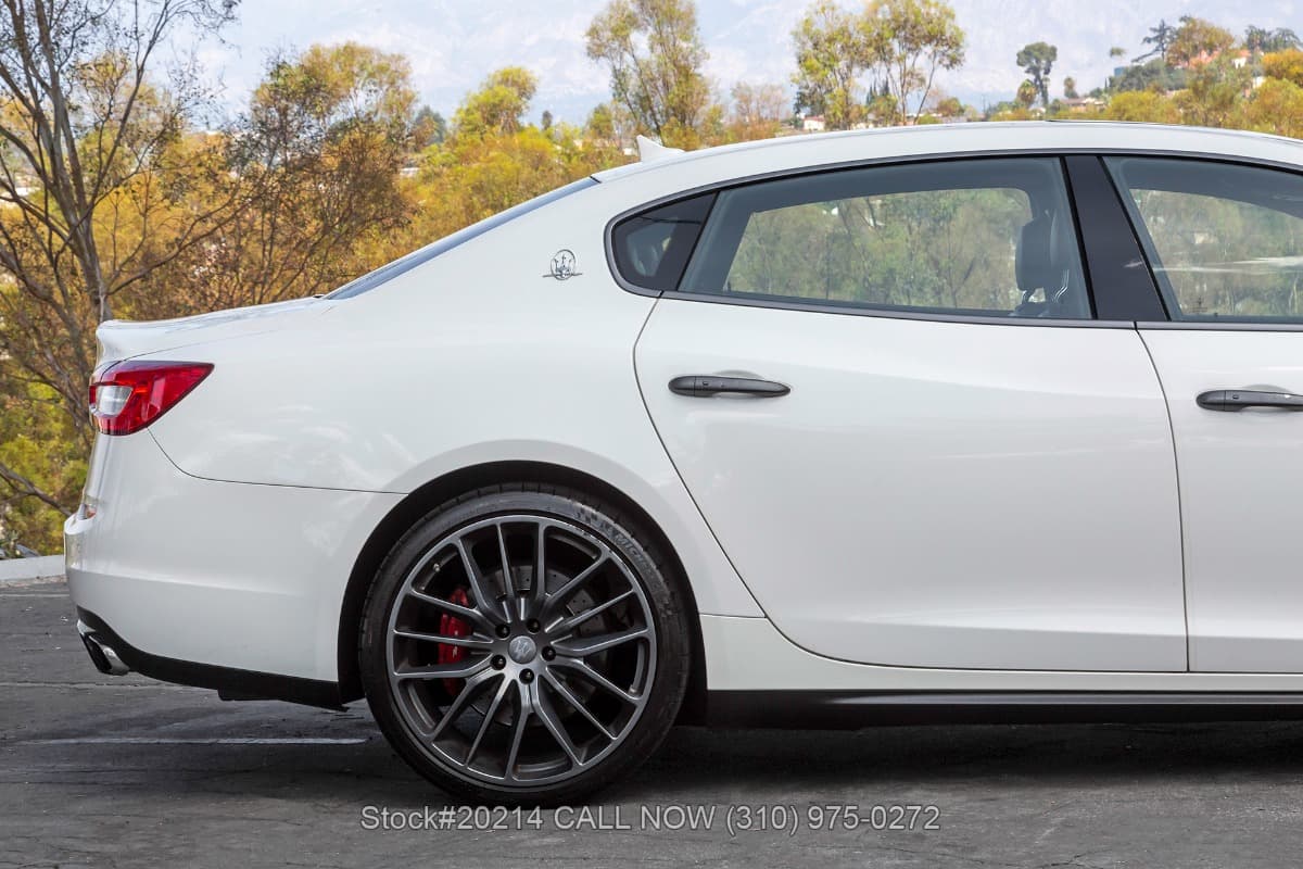 2015 Maserati Quattroporte GTS thumbnail 7