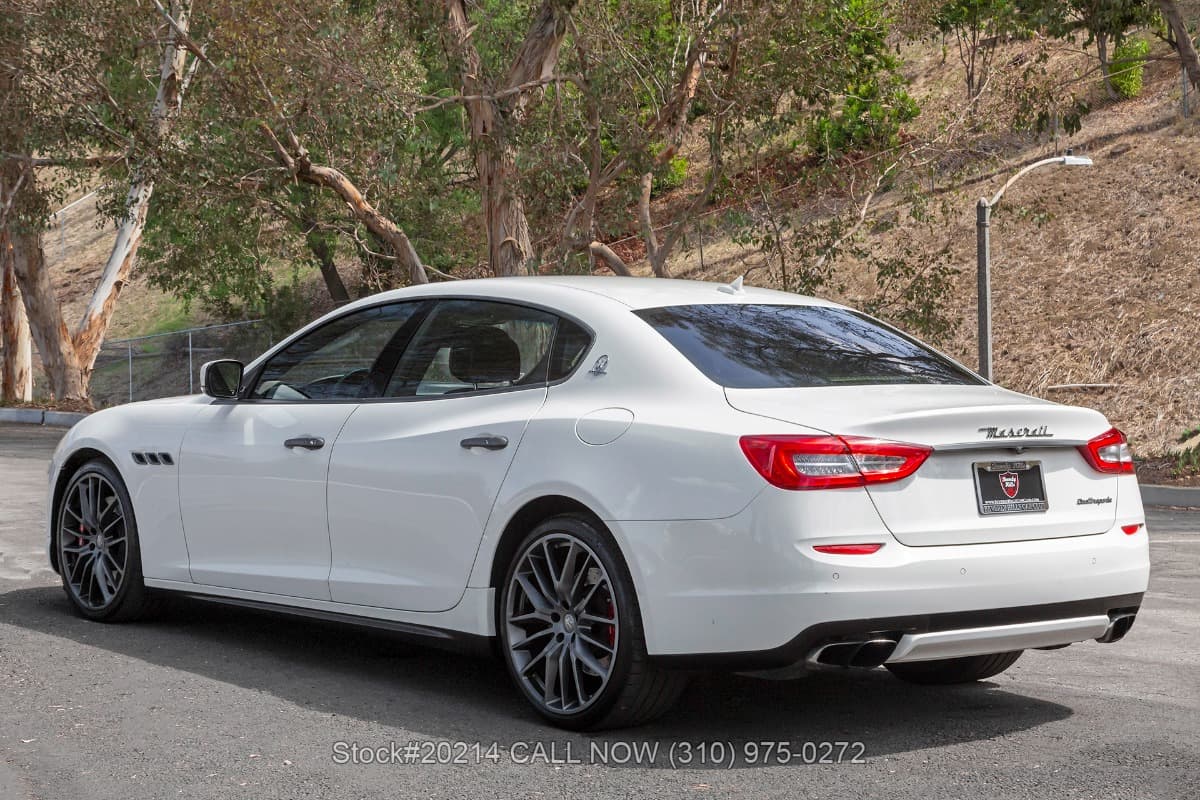 2015 Maserati Quattroporte GTS thumbnail 5
