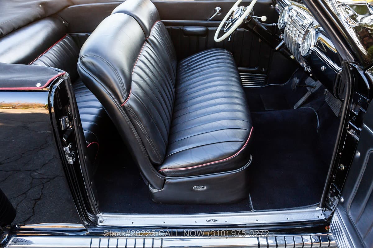 1941 Cadillac Series 62 Deluxe  Convertible Coupe thumbnail 18