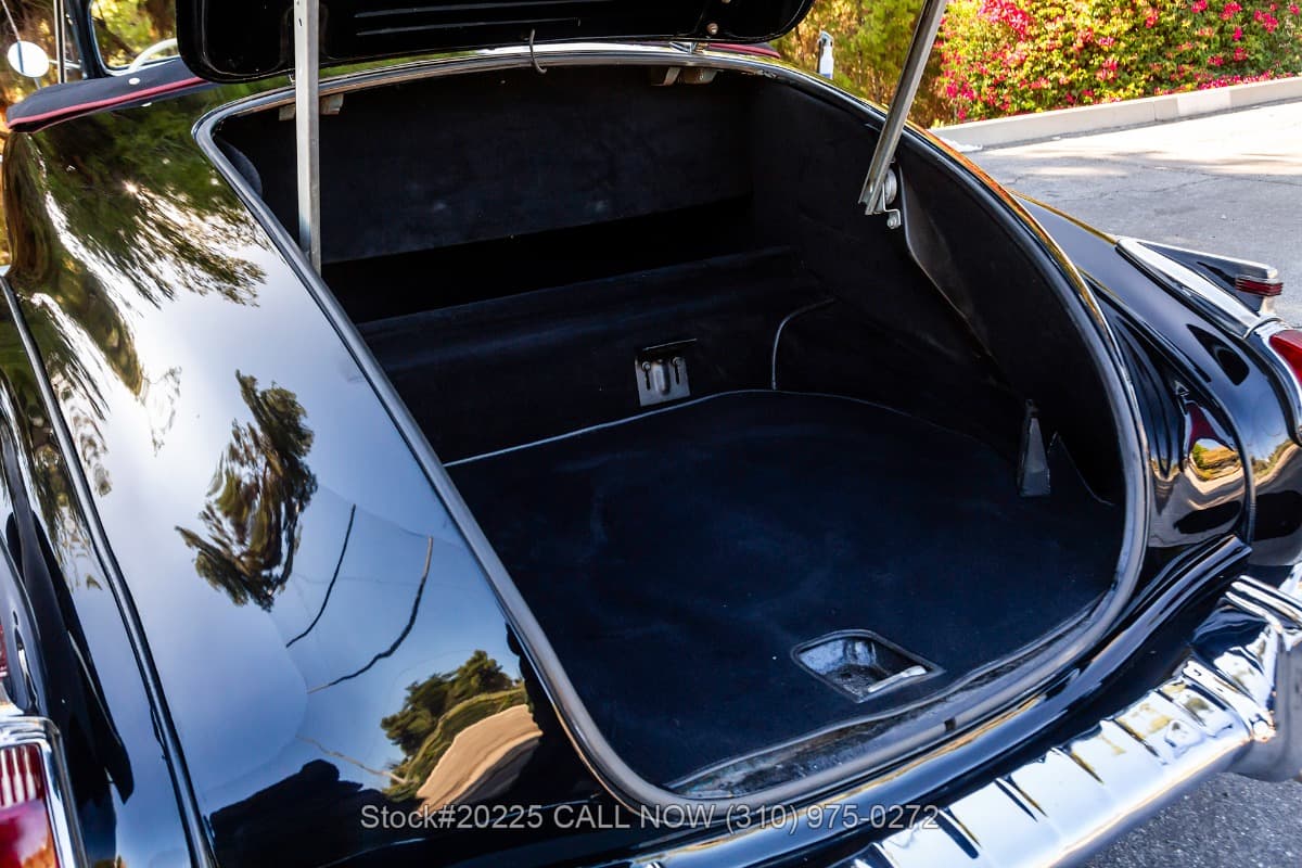 1941 Cadillac Series 62 Deluxe  Convertible Coupe thumbnail 21