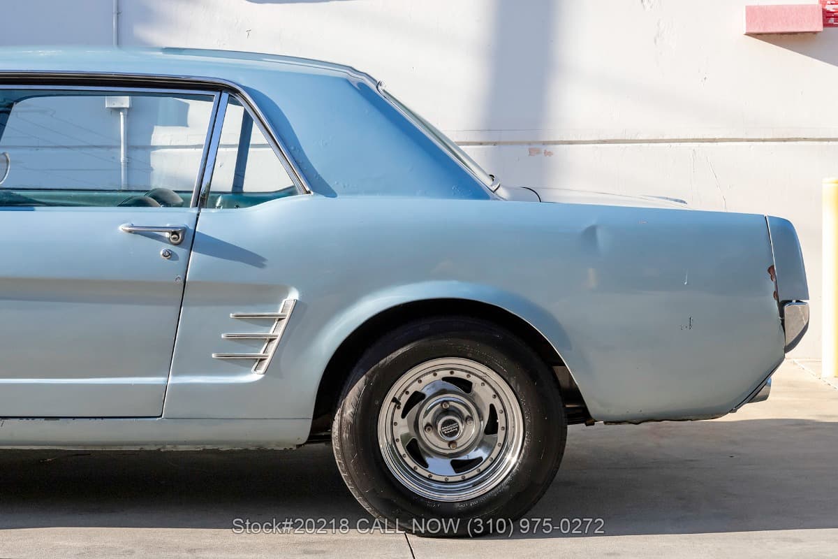 1966 Ford Mustang Coupe thumbnail 11